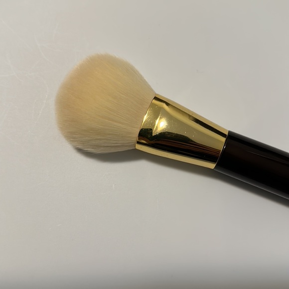 Tom Ford Bronzer Brush 05. - Picture 4 of 8